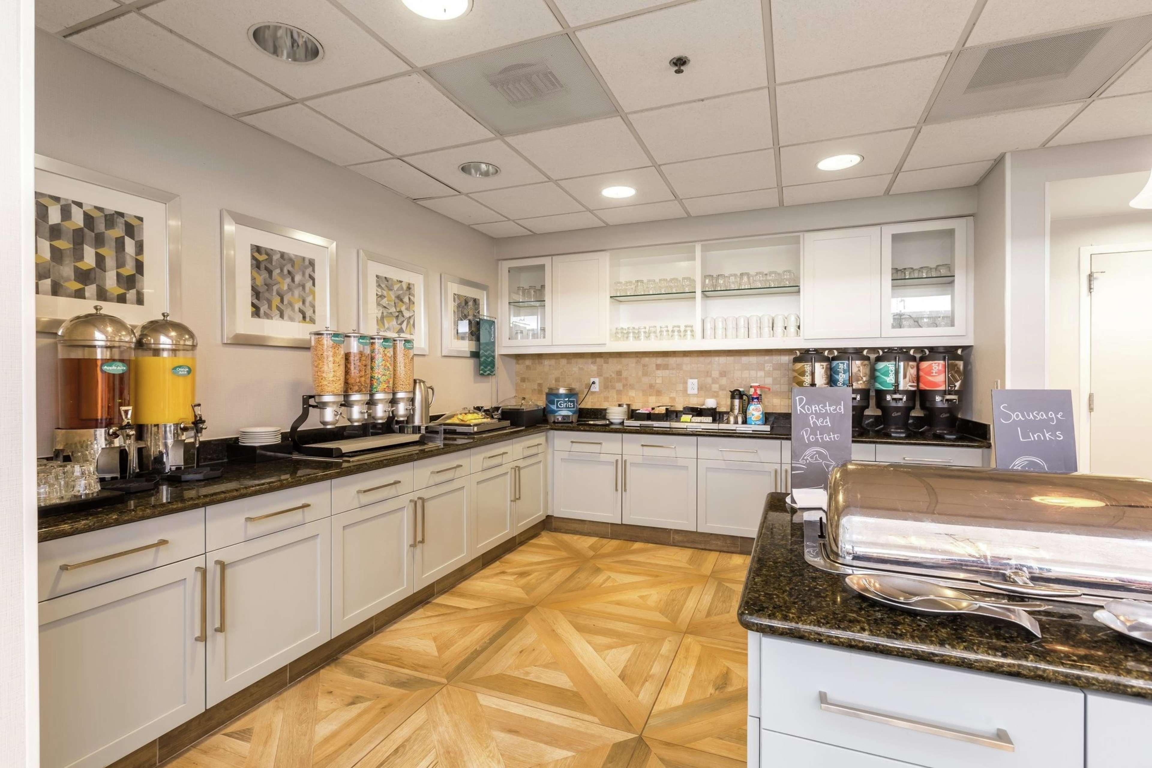 Homewood Suites By Hilton At Carolina Point - Greenville Exteriér fotografie